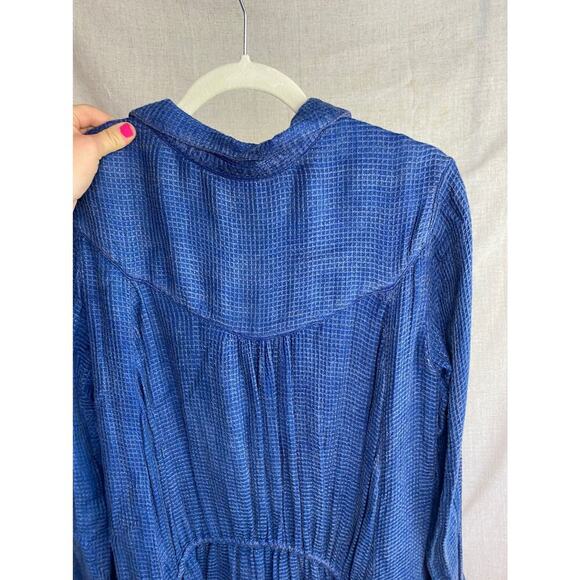 Free People Feel It Around Blue Button Down High Low Shirt Top Size XS - Picture 7 of 11